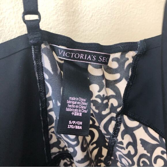 Victoria’s Secret Lingerie - Picture 5 of 5